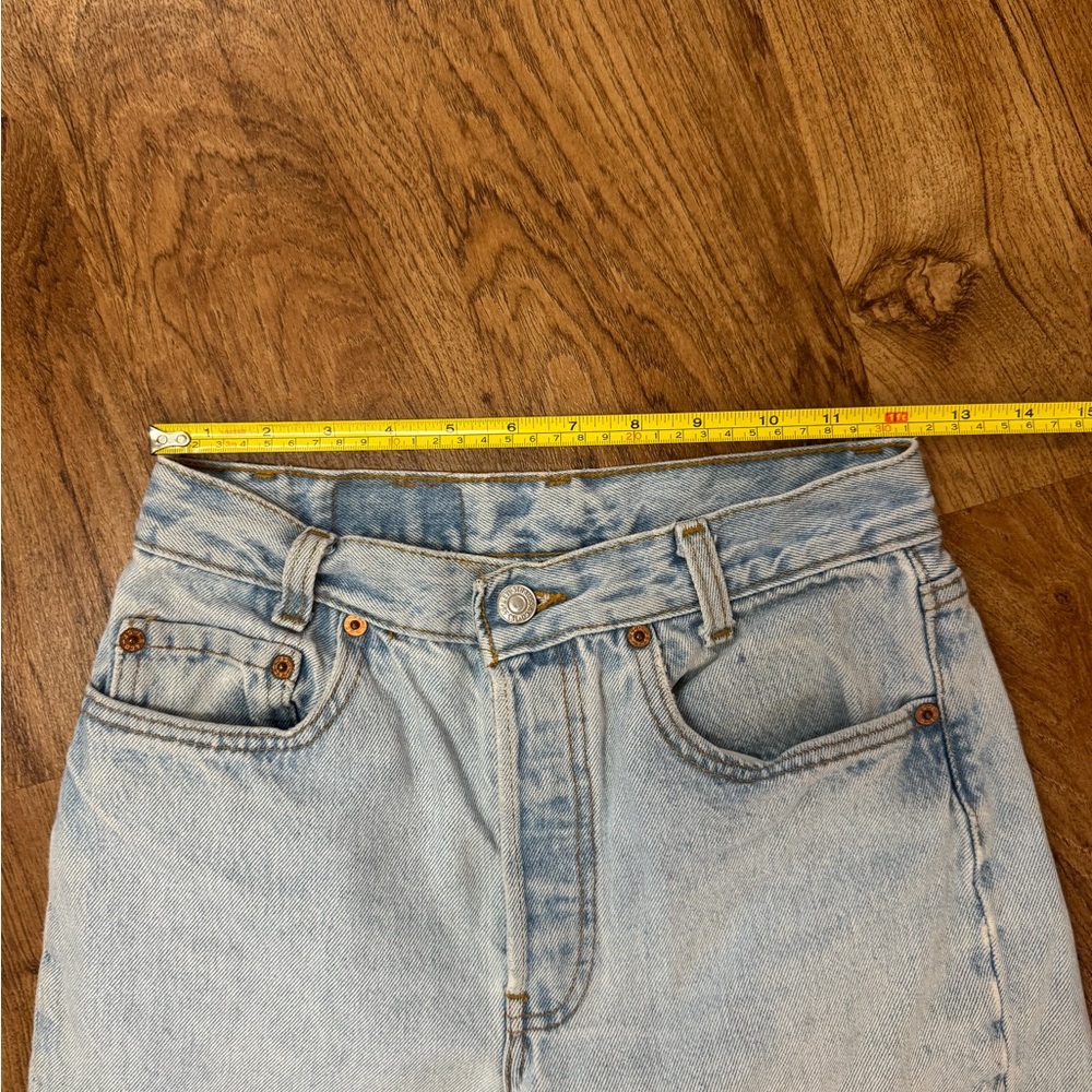 Vintage 701 Student Fit (501 XX) Light Wash Levi’s Jeans. 27 x 28 - Picture 9 of 14